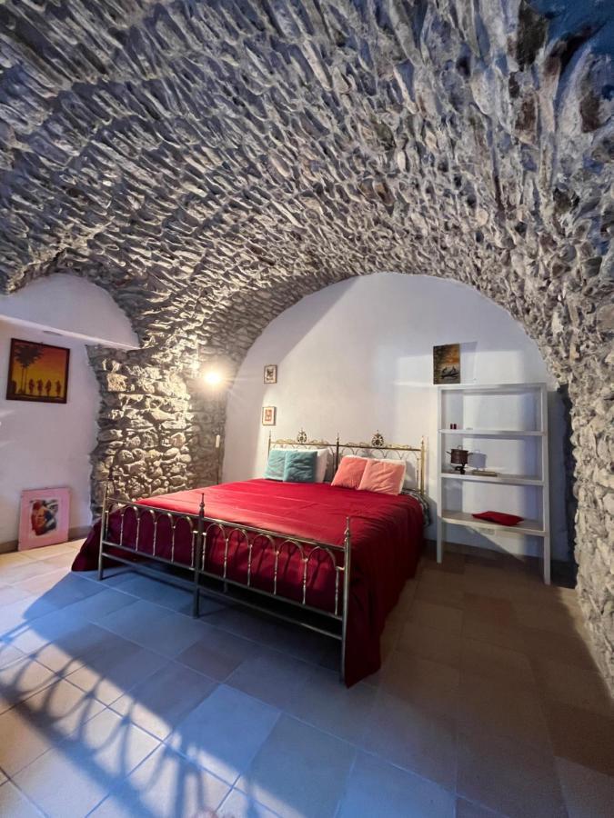 Vila Casa Victoria - Full Equipped Stone House Rocchetta Nervina Exteriér fotografie